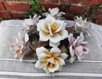 Capodimonte porseleinen bloemstuk +-26cm Miekje's, Antiek en Kunst, Antiek | Porselein, Ophalen of Verzenden