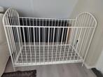 Oud robuust kinderbedje, Kinderen en Baby's, Kinderkamer | Bedden, Ophalen, Zo goed als nieuw, Minder dan 140 cm, 70 tot 85 cm