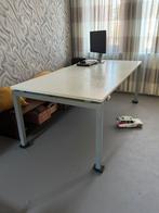 Grote werktafel bureau. Gratis, Ophalen, In hoogte verstelbaar, Gebruikt, Bureau
