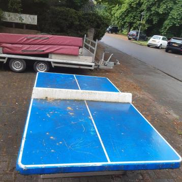 Tafeltennis tafel beton buiten beschikbaar voor biedingen