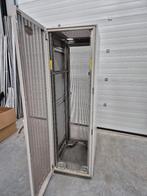 Patchkast 42 HE, Computers en Software, Serverkasten, Ophalen, Gebruikt, Geperforeerd, Geperforeerd