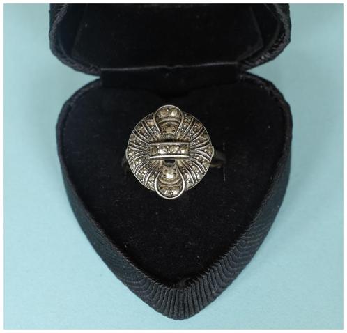 Zilveren art deco-ring mat markasiet maat 17 mm, Sieraden, Tassen en Uiterlijk, Ringen, Gebruikt, Dame, 17 tot 18, Zilver, Zilver