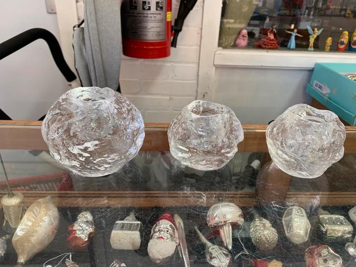 Kosta Boda Snowball kaarsenhouder ontworpen Ann Wärff 1973, Antiek en Kunst, Antiek | Glas en Kristal, Ophalen of Verzenden