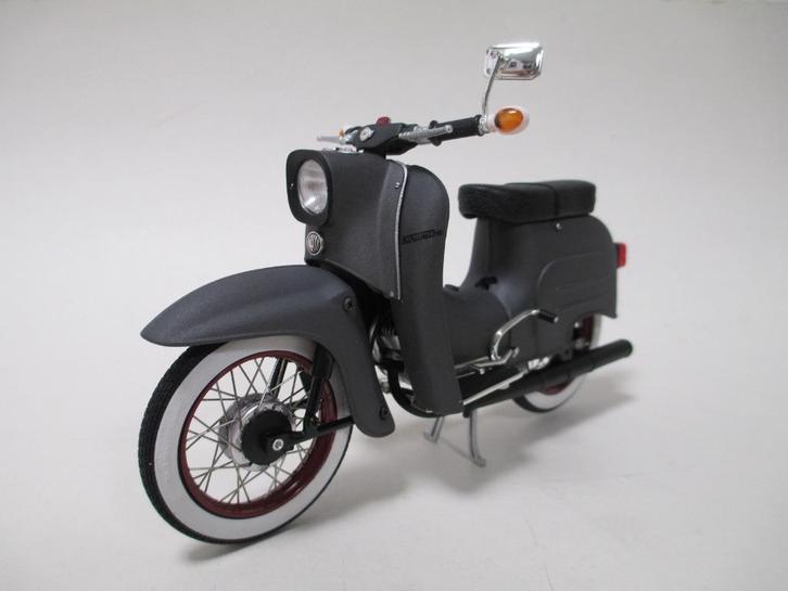 1/10 Schuco Simson Schwalbe Kr51/1, Hobby en Vrije tijd, Modelauto's | 1:5 tot 1:12, Nieuw, Motor, 1:9 t/m 1:12, Ophalen of Verzenden