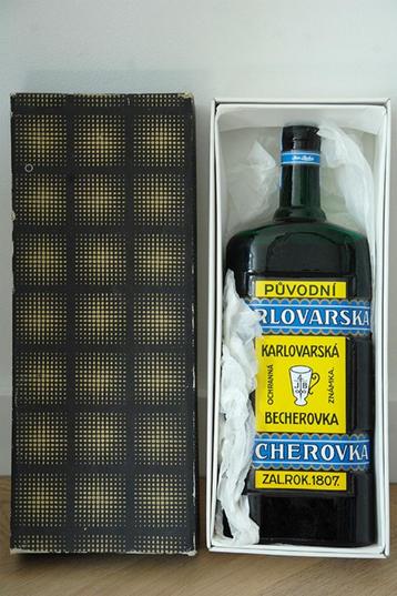 Becherovka 4 literfles beschikbaar voor biedingen