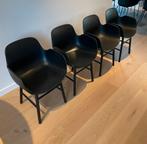 Normann Copenhagen Form armstoel met eiken onderstel en kuip, Ophalen, Kunststof, Zwart, Zo goed als nieuw