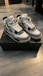 Jordan 4 military black maat 41, Kleding | Heren, Schoenen, Wit, Ophalen of Verzenden, Sneakers of Gympen, Gedragen