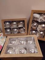 18 Zilveren Kerstballen, Ophalen of Verzenden, Zo goed als nieuw