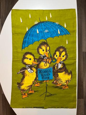 Vintage theedoek beschikbaar voor biedingen