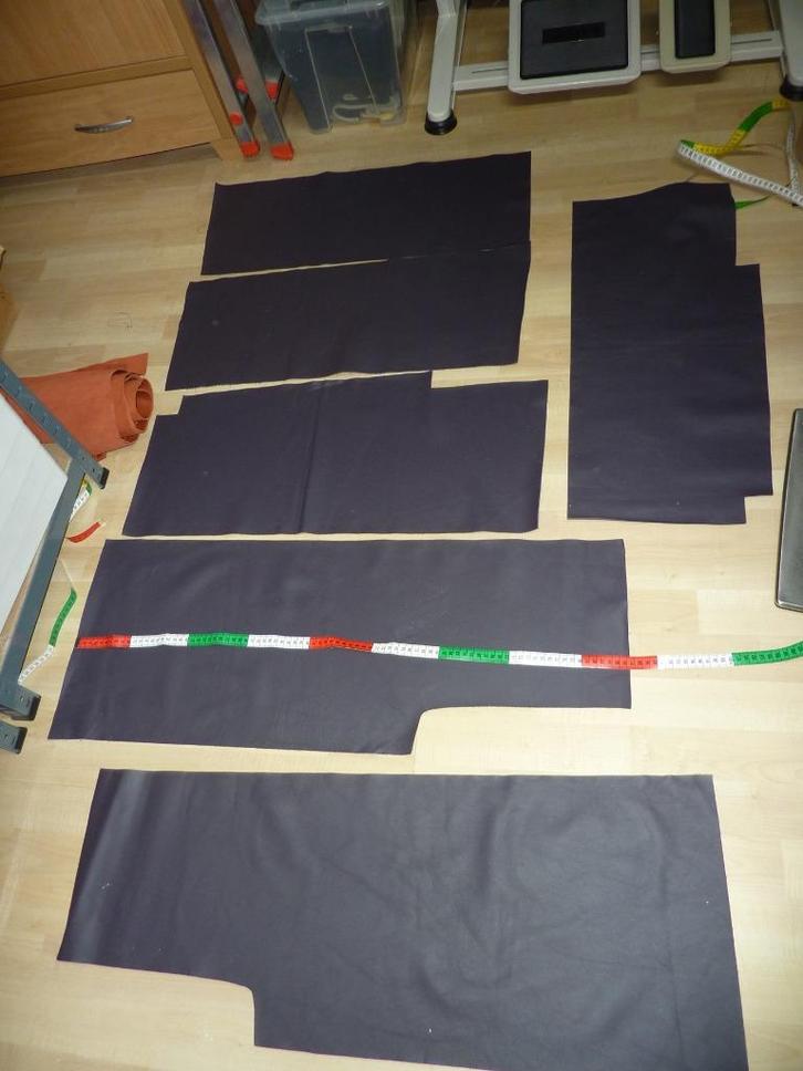 Aubergine groot resten A kwaliteit soepel echt leer rundleer, Hobby en Vrije tijd, Stoffen en Lappen, Nieuw, Leer of Kunstleer