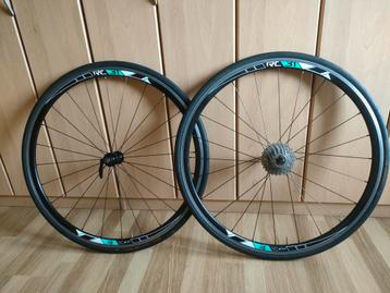 Als nieuwe Forza RC31 complete wielset beschikbaar voor biedingen