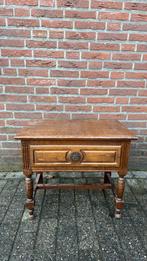 Tafeltje te koop, Antiek en Kunst, Antiek | Meubels | Tafels, Ophalen