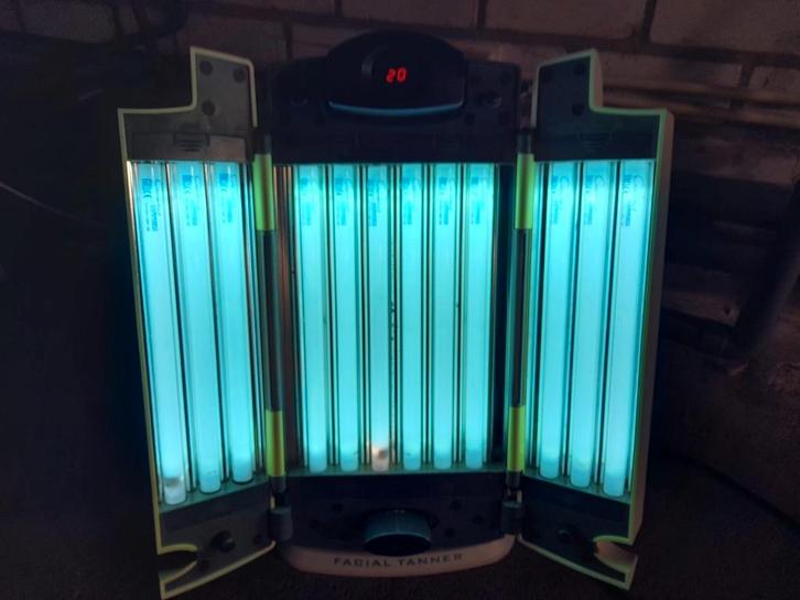 gezichtsbruiner, Witgoed en Apparatuur, Zonnebanken en Gezichtsbruiners, Zo goed als nieuw, Gezichtsbruiner, 10 tot 15 lampen