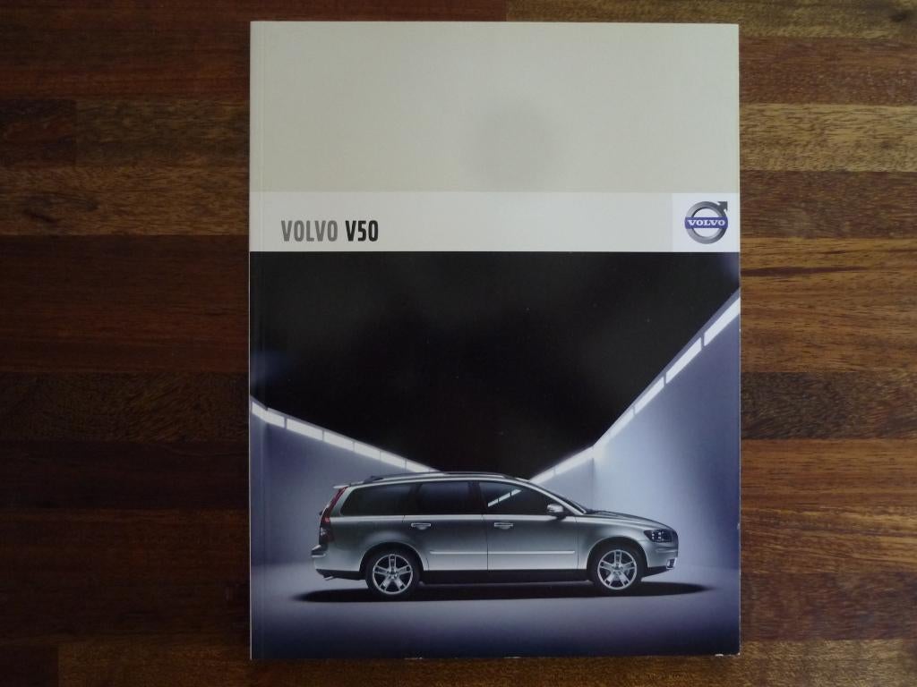 Volvo V50 + prijslijst (2007, Engels), Boeken, Auto's | Folders en Tijdschriften, Nieuw, Volvo, Ophalen of Verzenden