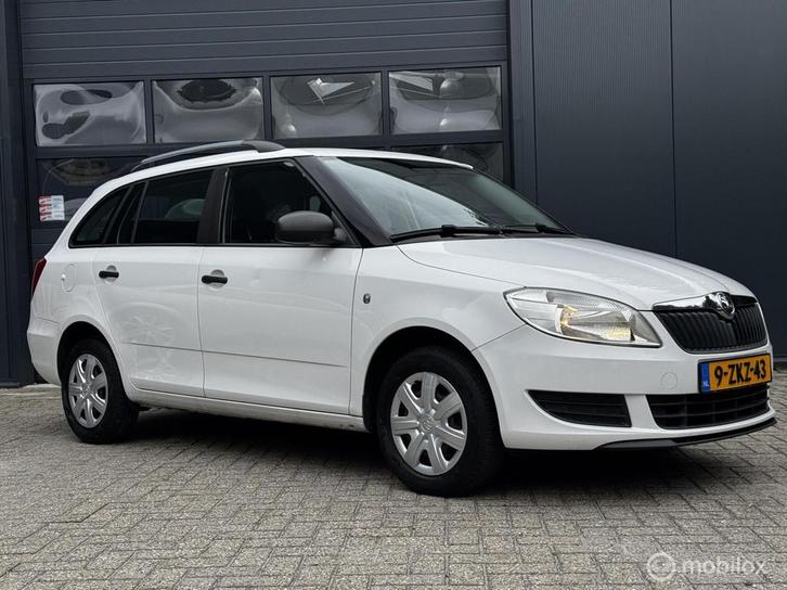 Skoda Fabia Combi 1.2 Go, Airco, trekhaak, ruim, Auto's, Skoda, Bedrijf, Te koop, Fabia, ABS, Airbags, Airconditioning, Alarm
