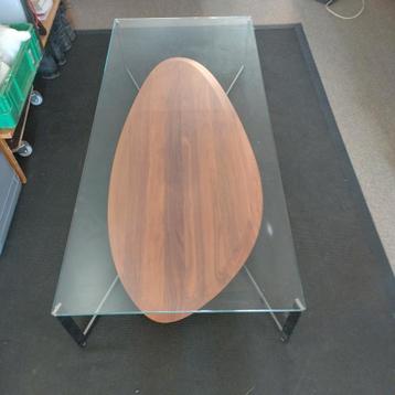 Super mooie en grote design salon tafel  beschikbaar voor biedingen