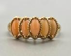 Gouden Vintage ring met zalmkoraal. 2025/878., Overige kleuren, ., Nieuw, Ophalen of Verzenden