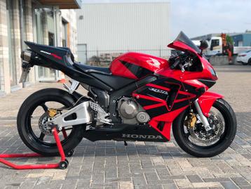 Honda CBR 600 RR | PC37 | Rood | 35kw beschikbaar voor biedingen