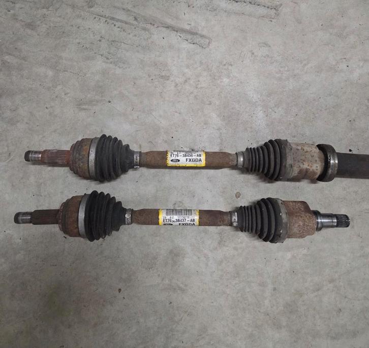 Aandrijfassen FORD FIESTA / TRANSIT COURIER L+R, Auto-onderdelen, Ophanging en Onderstel, Ford, Nieuw, Ophalen of Verzenden