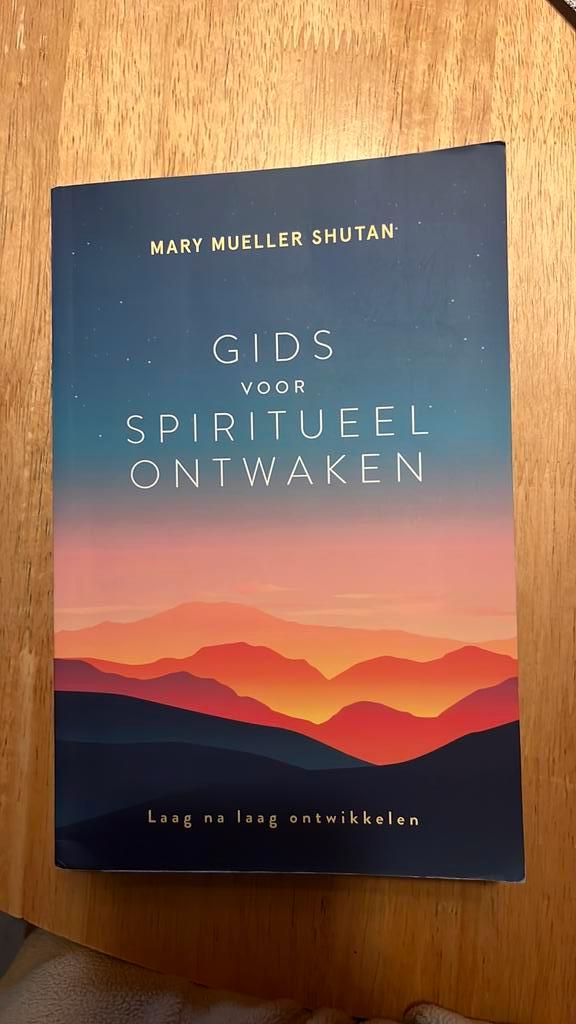 Mary Mueller Shutan - Gids voor spiritueel ontwaken, Boeken, Esoterie en Spiritualiteit, Zo goed als nieuw, Achtergrond en Informatie