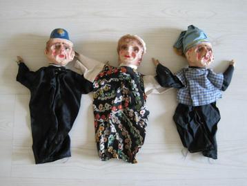 Antieke handpoppen beschikbaar voor biedingen