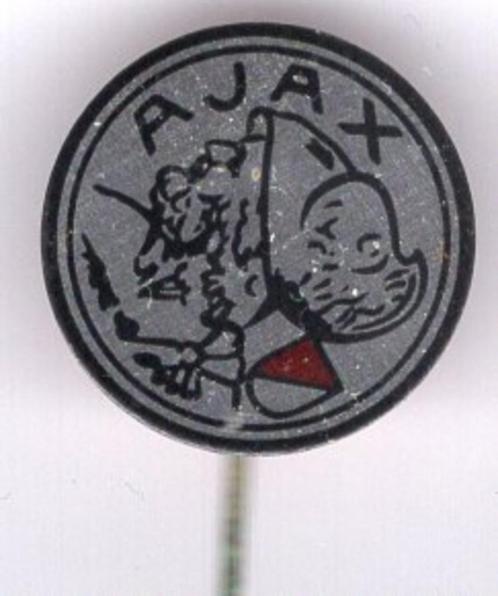 AJAX blik voetbalclub speldje ( Y_084a ), Verzamelen, Speldjes, Pins en Buttons, Zo goed als nieuw, Speldje of Pin, Sport, Verzenden