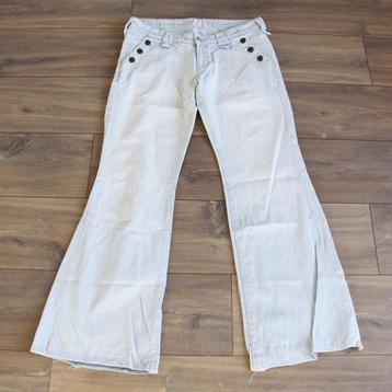 Mooie H&M Flared Spijkerbroek (Maat W|30 L|32/M) - 67 € 20,- beschikbaar voor biedingen