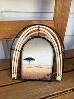 Metaal en rotan / riet fotolijst frame staand, Ophalen of Verzenden, Zo goed als nieuw