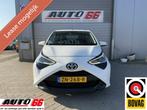 Toyota Aygo 1.0 VVT-i x-joy Delear onderhouden Camera Airco, Stof, Gebruikt, 4 stoelen, Wit