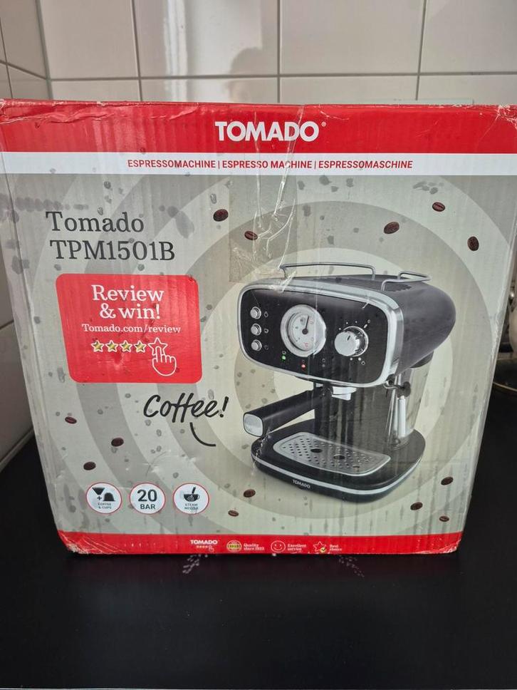 Tomado TPM1501B Espressomachine - Nieuw in doos!, Witgoed en Apparatuur, Koffiezetapparaten, Nieuw, Gemalen koffie, Espresso apparaat