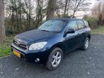 Toyota Rav4 2.0 16V Vvt-i | Trekhaak | NL-auto | Stoelverw., Auto's, Toyota, 1998 cc, 4 cilinders, 2000 kg, Blauw