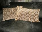 2 ikat sierkussens, Huis en Inrichting, Woonaccessoires | Kussens, Ophalen of Verzenden, Zo goed als nieuw, Rechthoekig