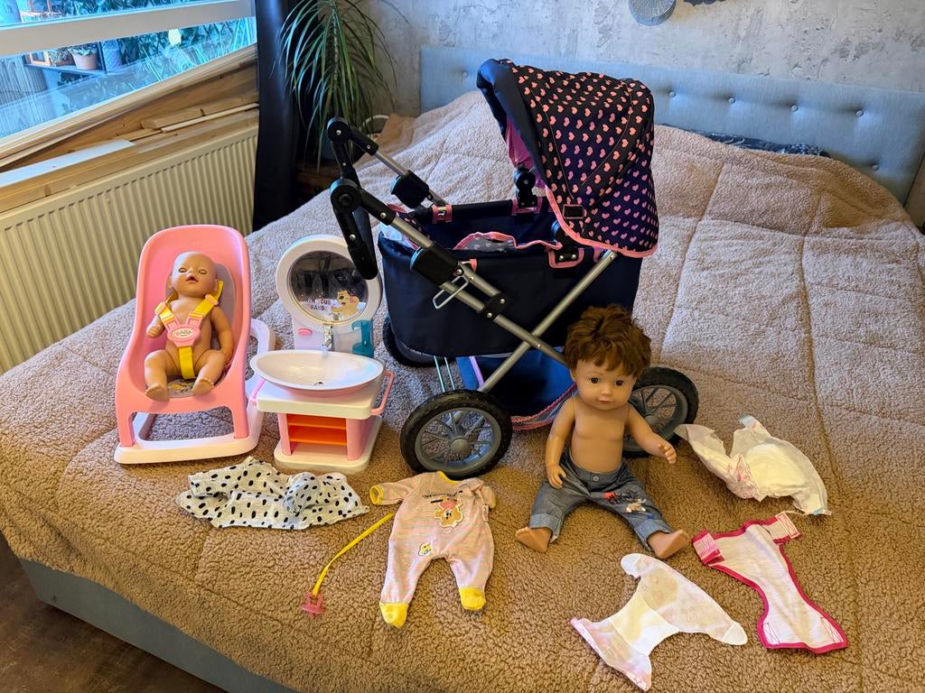 Baby Born Pop met Accessoires, Kinderen en Baby's, Speelgoed | Poppen, Ophalen, Gebruikt, Babypop