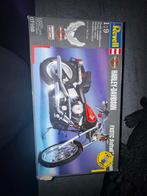 Revell Harley-Davidson FXSTC Softail 1:9 bouwpakket, Auto, Revell, Groter dan 1:32, Ophalen of Verzenden