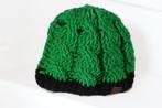 Groene muts met zwarte rand, handgemaakt, kindermuts, Kinderen en Baby's, Nieuw, Muts, Jongen of Meisje, Ophalen of Verzenden