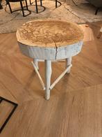Houten krukje/bijzettafel, Huis en Inrichting, Stoelen, Ophalen, Gebruikt, Wit, Eén
