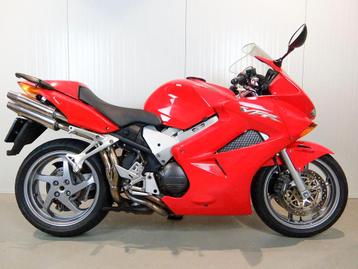 HONDA VFR 800 FI VTEC (bj 2005) beschikbaar voor biedingen