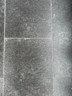Belgisch hardsteen manueel verouderd, lichte schuring, 1,5m2, Ophalen, 60 cm of meer, 40 tot 60 cm, Hardsteen