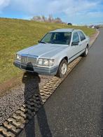Te koop oldtimer mercedes 200d w124, Auto's, Mercedes-Benz, Particulier, Te koop
