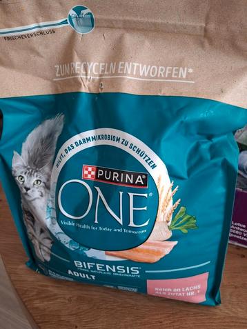 Purina one zalm  beschikbaar voor biedingen