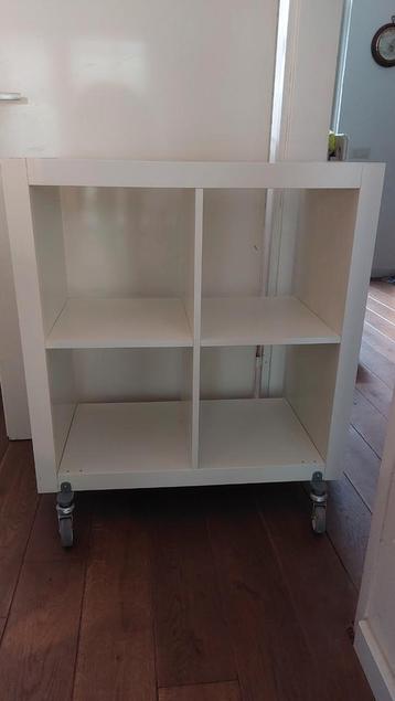Ikea Kallax kast met wielen - 4 vakken beschikbaar voor biedingen