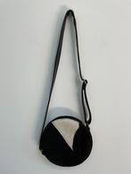 Tas21 - Zwart-witte leren dierenhuid tas (1), Ophalen of Verzenden, Zo goed als nieuw, Zwart, Handtas