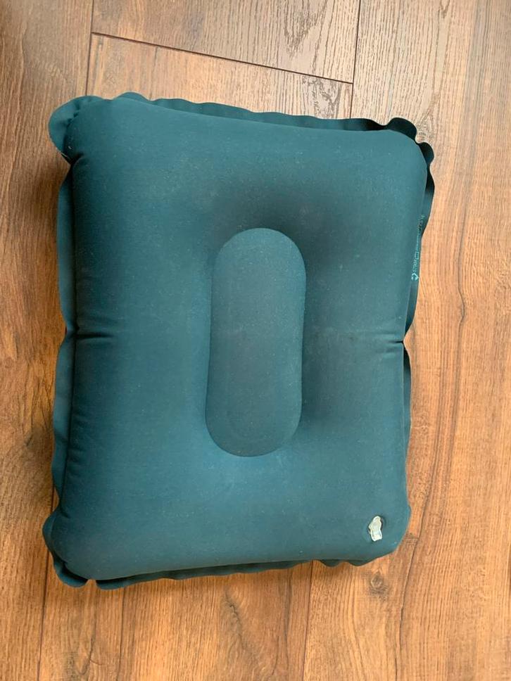 Opblaasbaar hoofdkussen, Caravans en Kamperen, Kampeeraccessoires, Zo goed als nieuw, Ophalen