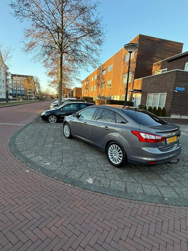 Ford Focus 1.6 Ti-vct 92KW 4-D 2011 Nap, Auto's, Ford, Particulier, Focus, Benzine, A, Sedan, Handgeschakeld, Origineel Nederlands