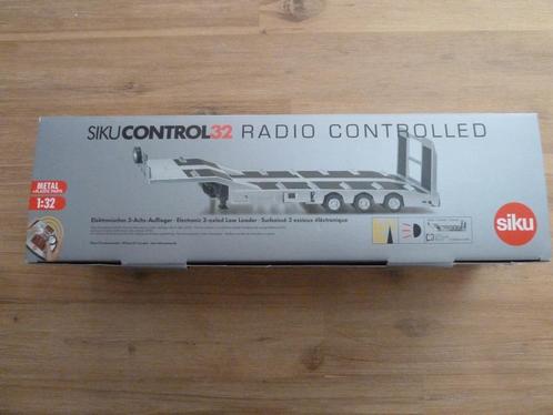 Siku control 3-assige trailer, Hobby en Vrije tijd, Modelauto's | 1:32, Gebruikt, Tractor of Landbouw, SIKU, Ophalen of Verzenden