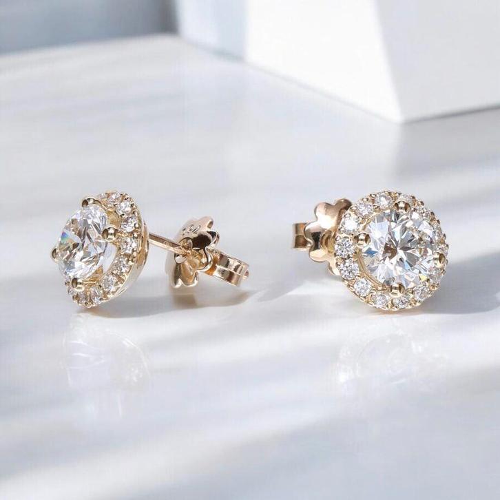 Oorbellen Yellow Gold Labgrown Diamonds 18K 2.50 Carat CVD, Sieraden, Tassen en Uiterlijk, Oorbellen, Zo goed als nieuw, Knopjes of Stekers
