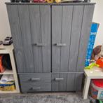 Mooie kinderkast massief hout, Ophalen, Zo goed als nieuw