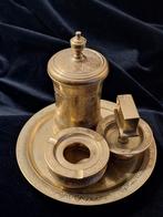 Rookset Indonesië tabak asbak, Ophalen