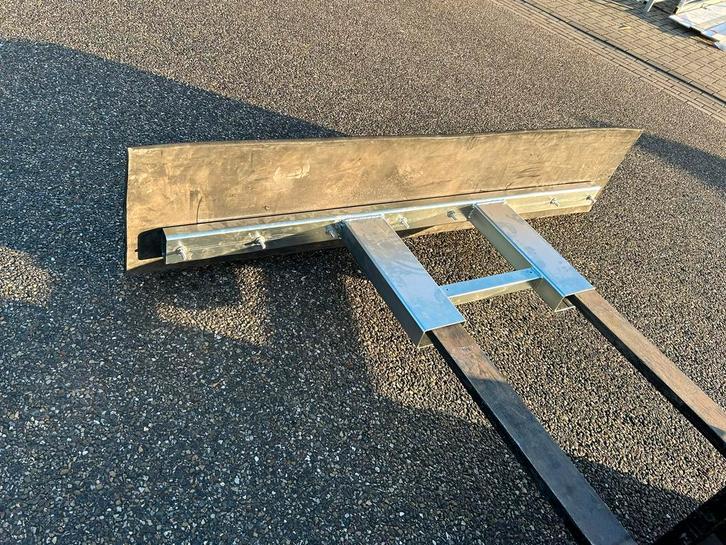 Rubber schuif modder schuif nu €285!, Zakelijke goederen, Machines en Bouw | Heftrucks en Intern transport, Heftruck, 1000 tot 2000 kg