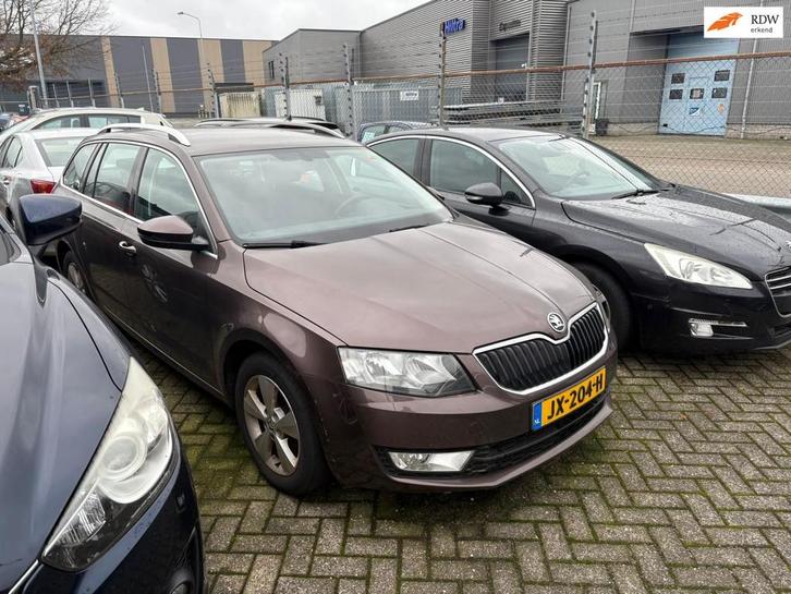 Skoda Octavia Combi 1.4 TSI Greentech Style EXPORT, Auto's, Skoda, Bedrijf, Te koop, Octavia, ABS, Airbags, Airconditioning, Boordcomputer